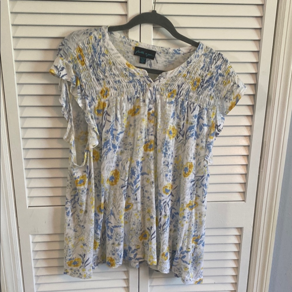 Womens Faith & Zoe Creamy White Blue and Yellow Blouse Smocked Cap Sleeve 3X